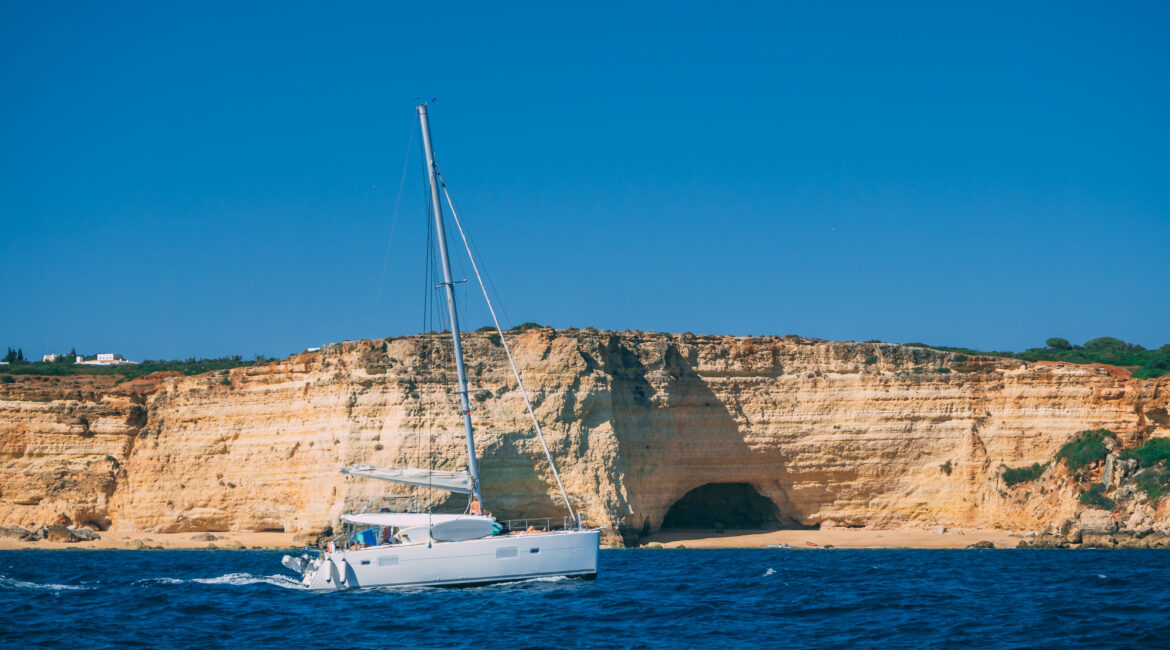 calas accesibles en barco en formentera